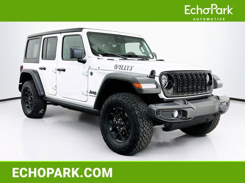 Used 2025 Jeep Wrangler Willys AWD/4WD image 1