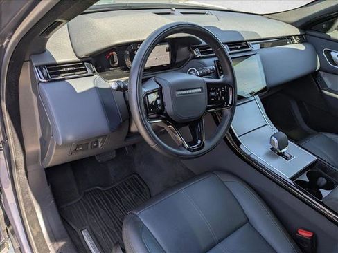 Used 2025 Land Rover Range Rover Velar S AWD/4WD image 10