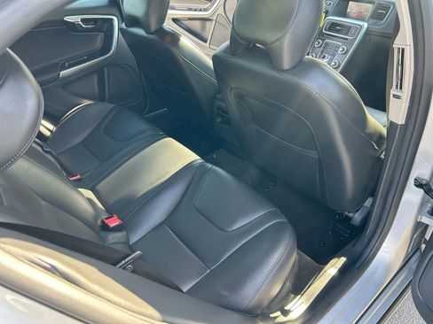 Used 2016 Volvo S60 T5 Premier w/ Convenience Package image 59
