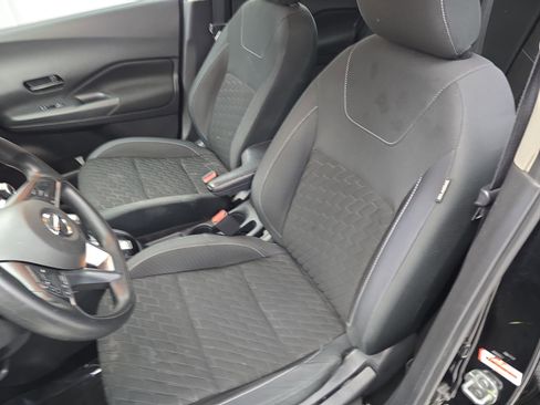 Certified 2021 Nissan Kicks S image 14