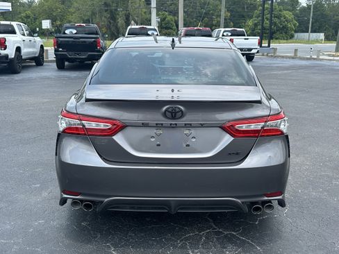 Used 2020 Toyota Camry XSE FWD image 6