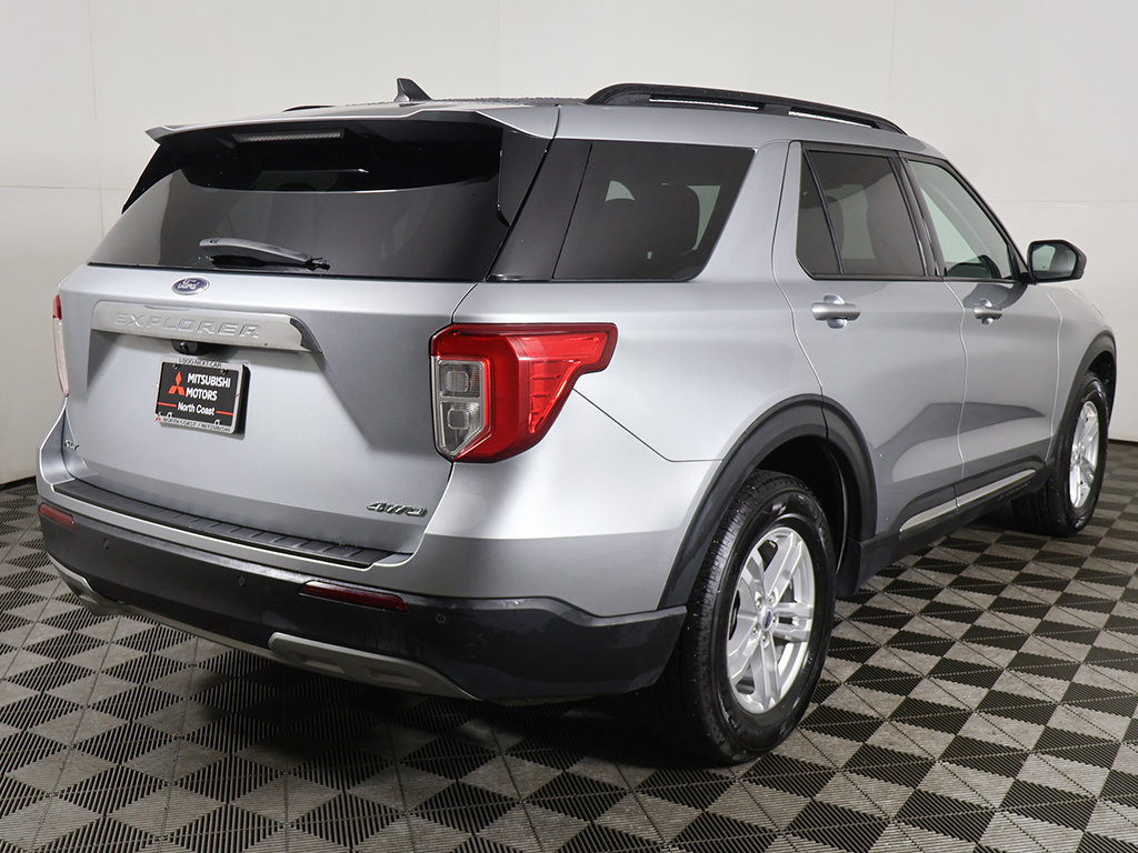 Used 2022 Ford Explorer XLT AWD/4WD image 10