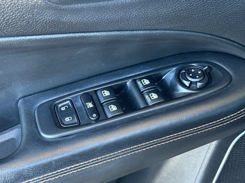 Used 2017 Jeep Compass Limited w/ Navigation Group AWD/4WD image 13