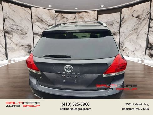 Used 2015 Toyota Venza XLE AWD/4WD image 2