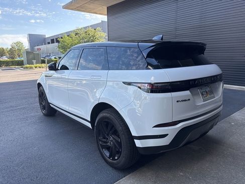 Used 2025 Land Rover Range Rover Evoque S image 3