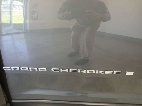 Used 2021 Jeep Grand Cherokee L Limited AWD/4WD image 27