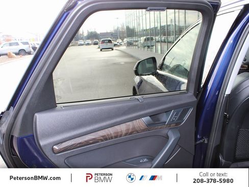 Used 2018 Audi Q5 Prestige w/ Prestige Package image 37