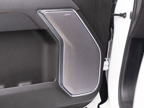 Used 2025 Chevrolet Silverado 1500 High Country w/ Technology Package image 14