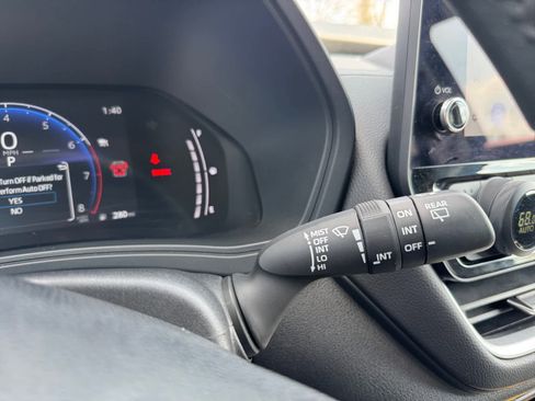 Used 2025 Toyota Grand Highlander FWD image 20