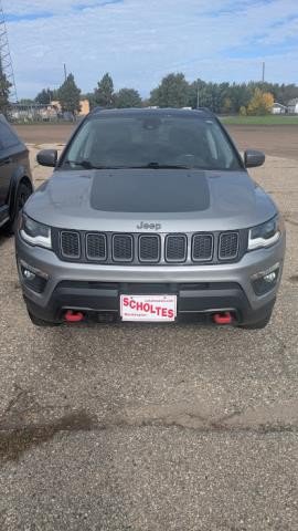 Used 2019 Jeep Compass Trailhawk w/ Leather Interior Group AWD/4WD image 5