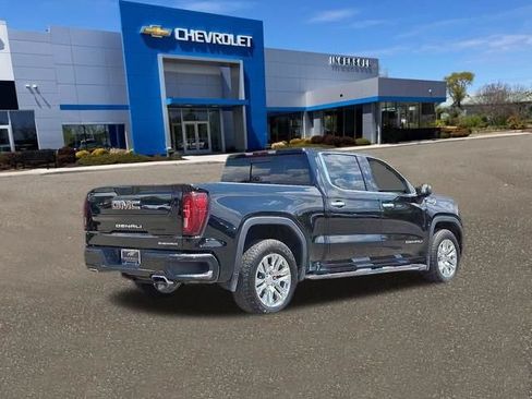 Used 2025 GMC Sierra 1500 Denali AWD/4WD image 41