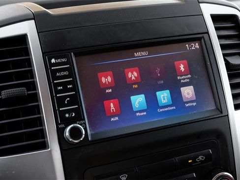 Used 2019 Nissan Frontier S image 28