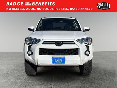 Used 2020 Toyota 4Runner SR5 Premium image 9