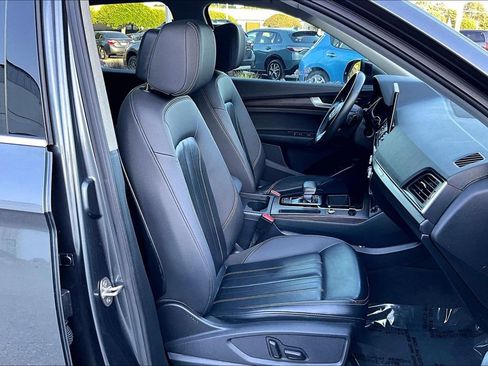 Used 2023 Audi Q5 2.0T Premium w/ Convenience Package AWD/4WD image 29