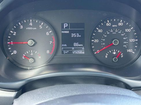 Used 2018 Kia Rio S image 18