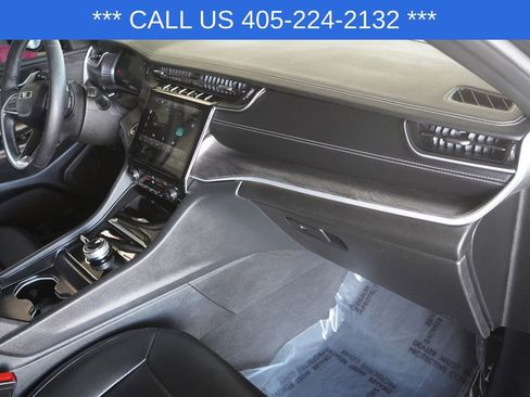 Used 2024 Jeep Grand Cherokee L Limited image 22