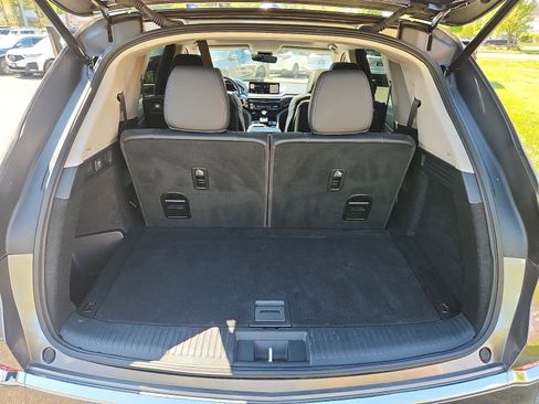 Certified 2024 Acura MDX SH-AWD w/ Technology Package image 30