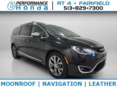 Used 2017 Chrysler Pacifica Limited w/ UConnect Theater Package