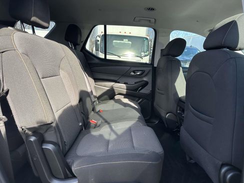 Certified 2021 Chevrolet Traverse LS image 25