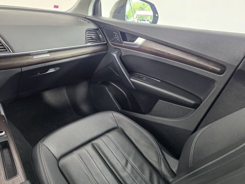 Certified 2024 Audi Q5 2.0T Premium AWD/4WD image 38
