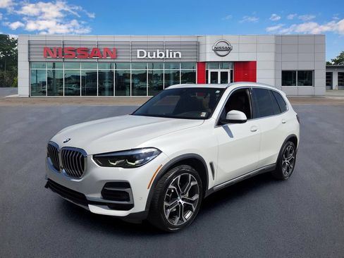 Used 2023 BMW X5 xDrive40i w/ Premium Package AWD/4WD image 1