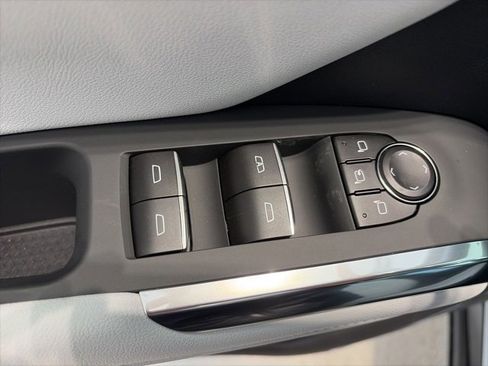 New 2026 Chevrolet Traverse High Country w/ LPO, Floor Liner Package image 9