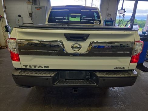 Used 2018 Nissan Titan Platinum Reserve w/ Platinum Utility Package AWD/4WD image 5