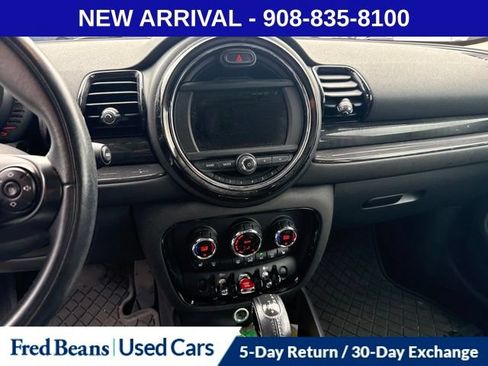 Used 2016 MINI Cooper Clubman FWD image 13