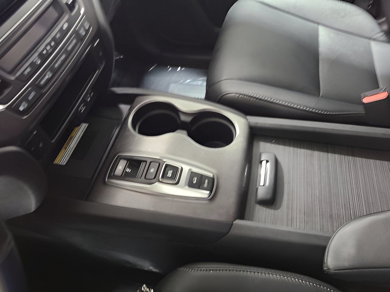 Used 2021 Honda Pilot Special Edition image 32