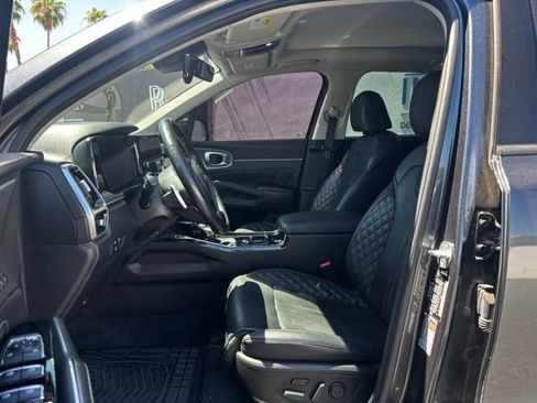 Used 2022 Kia Sorento SX FWD image 10