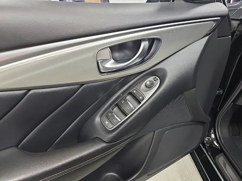 Used 2020 INFINITI Q50 Luxe w/ Essential Package (3.0T Luxe) AWD/4WD image 12