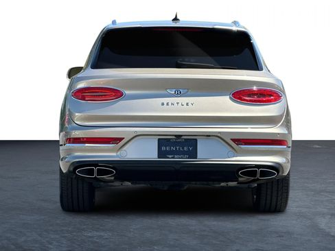 Certified 2023 Bentley Bentayga AWD/4WD image 11