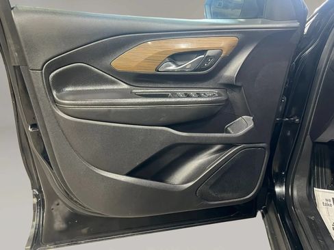 Used 2018 GMC Terrain SLE FWD image 11