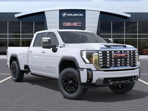 New 2026 GMC Sierra 2500 Denali w/ Denali Reserve Package image 7