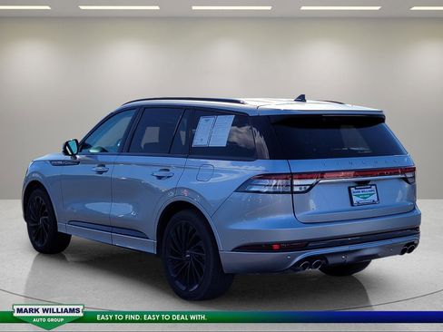 Used 2024 Lincoln Aviator Reserve w/ Equipment Group 201A image 6