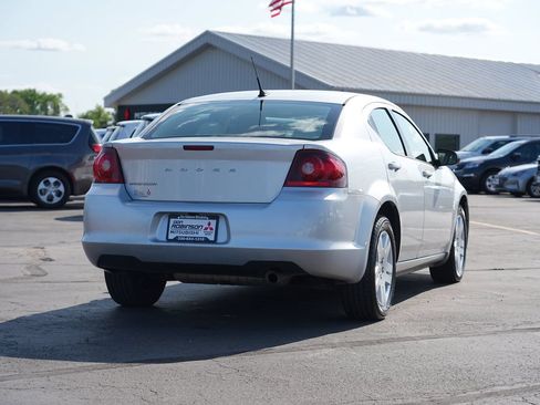 Used 2011 Dodge Avenger Express FWD image 3