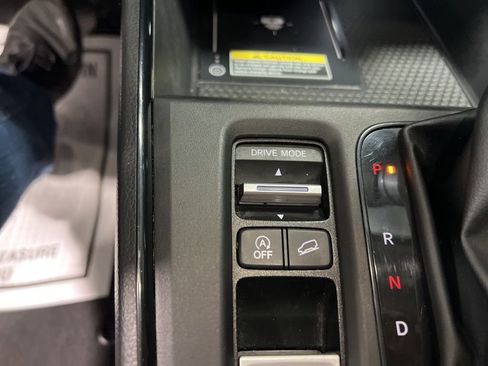 Used 2025 Honda CR-V EX-L image 29