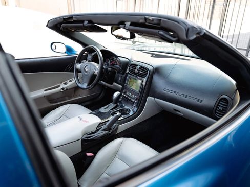 Used 2008 Chevrolet Corvette Coupe w/ Preferred Equipment Group image 56