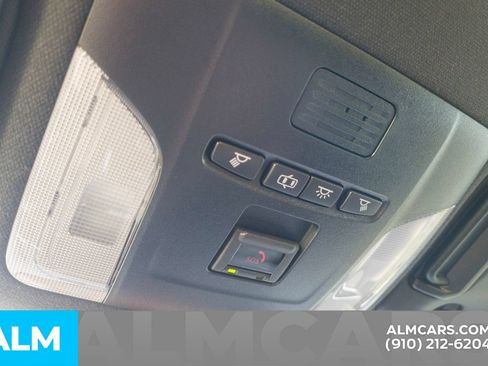 Used 2022 Toyota Corolla SE FWD image 18