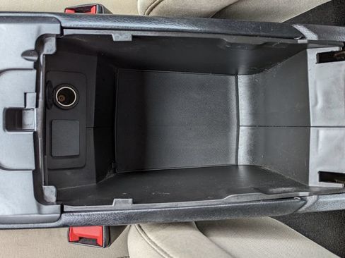 Used 2017 Ford Fusion S FWD image 30