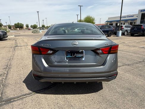 Used 2023 Nissan Altima 2.5 SV image 7