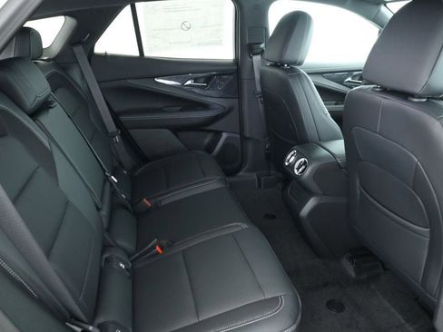 Used 2024 Chevrolet Blazer EV LT image 20