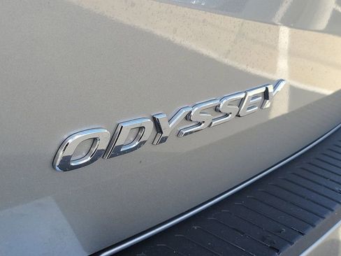 Certified 2025 Honda Odyssey EX-L image 8