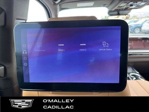 New 2026 Cadillac Escalade Luxury w/ Touring Package image 24