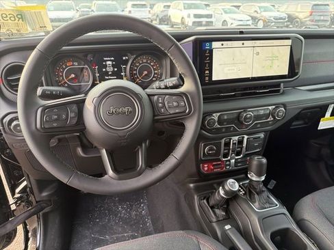 New 2026 Jeep Wrangler Unlimited Rubicon image 9