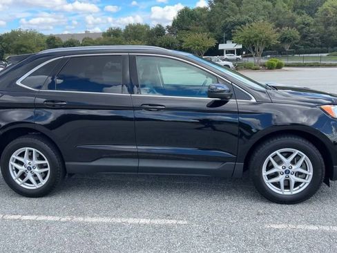 Used 2022 Ford Edge SEL w/ Convenience Package image 10