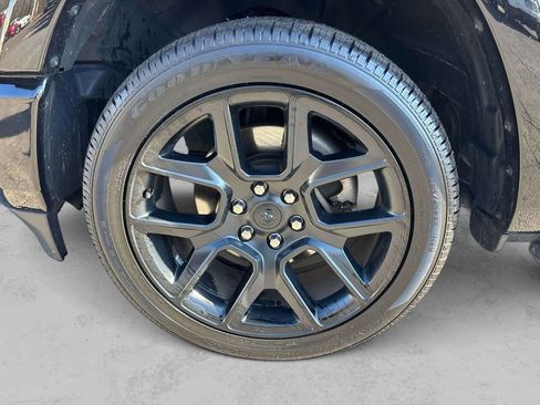 Certified 2022 RAM 1500 Laramie AWD/4WD image 7