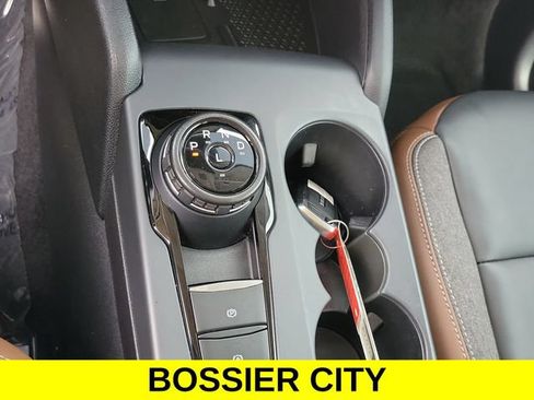 Used 2023 Ford Bronco Sport Outer Banks w/ Tech Package AWD/4WD image 16