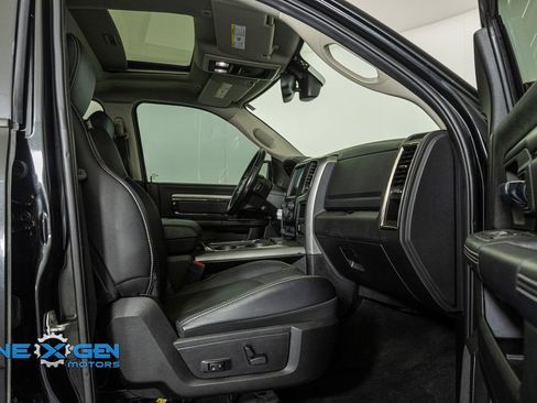 Used 2017 RAM 1500 Sport w/ Sport Premium Group image 38