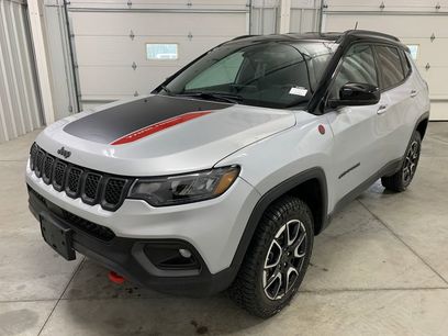 Used 2025 Jeep Compass Trailhawk